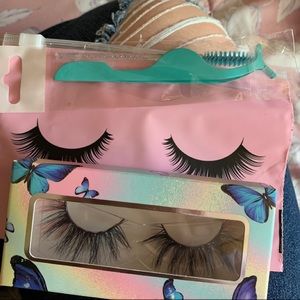 Lash kits!!